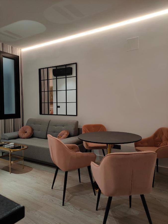 Apartamentos Wur Madrid Exteriör bild