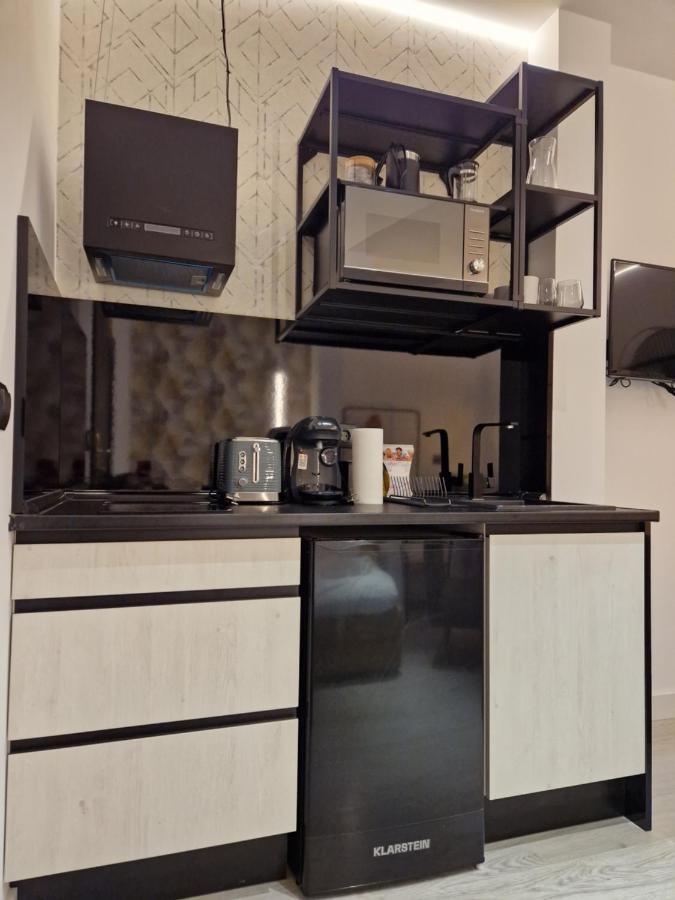 Apartamentos Wur Madrid Exteriör bild